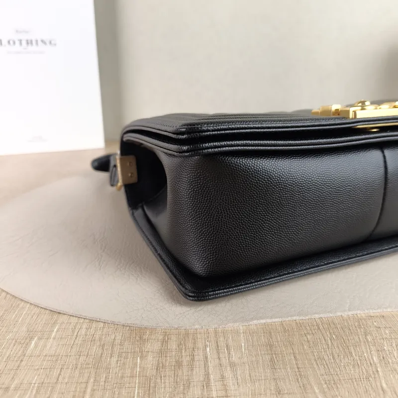 Chanel Crossbody Bag Le Boy​ Black Grained Calfskin Medium 25 × 9 × 15 cm — detail view 5 of 12