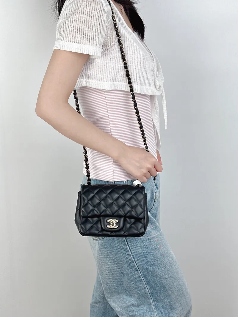 Chanel Crossbody Bag Classic Flap Mini CF Mini Black SL ambskinmini17 × 8 × 13.5 cm — on-model view 3 of 3