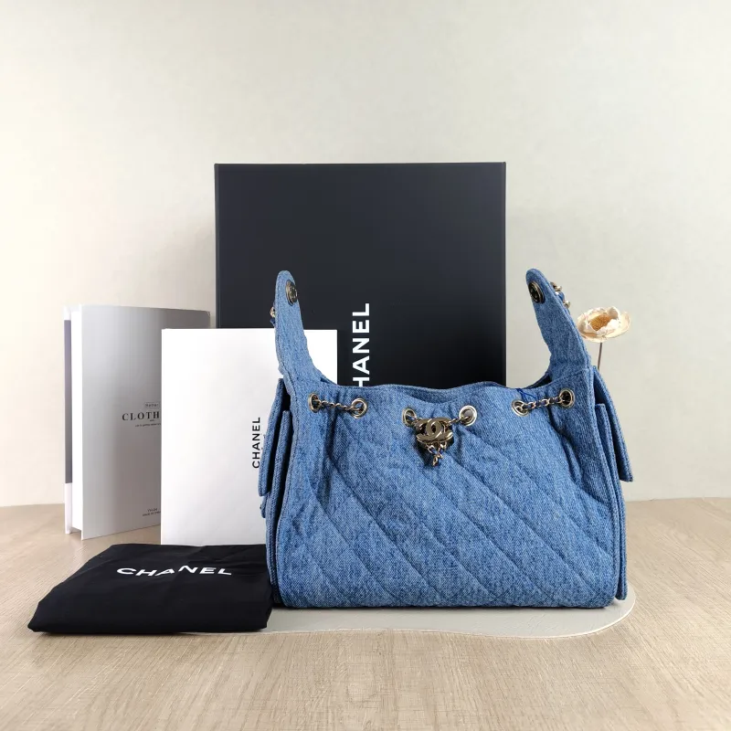 Chanel Shoulder Bag25Bag Blue Small26 × 14 × 30 cm — cover view 4 of 6