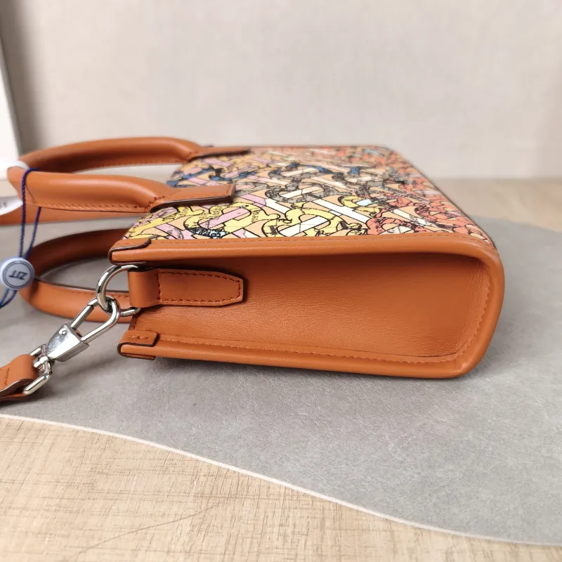 BURBERRY Top Handle Bag Tote Bag PVC One Size 19 × 5.5 × 13.5 cm — detail view 4 of 9