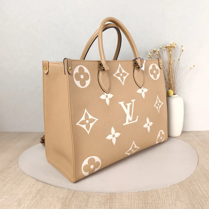 Louis Vuitton Shoulder Bag Onthego Medium Caramel · White Calfskin Medium 35 × 14 × 27 cm — cover view 4 of 5