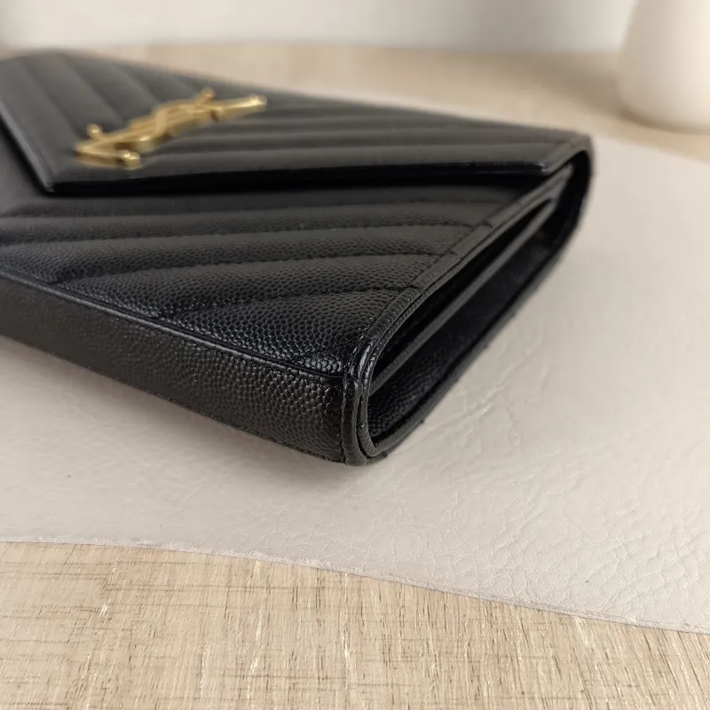 SAINT LAURENT Crossbody Bag CASSANDRE ENVELOPE Black Calfskin One Size 22.5 × 4 × 14 cm — detail view 5 of 10