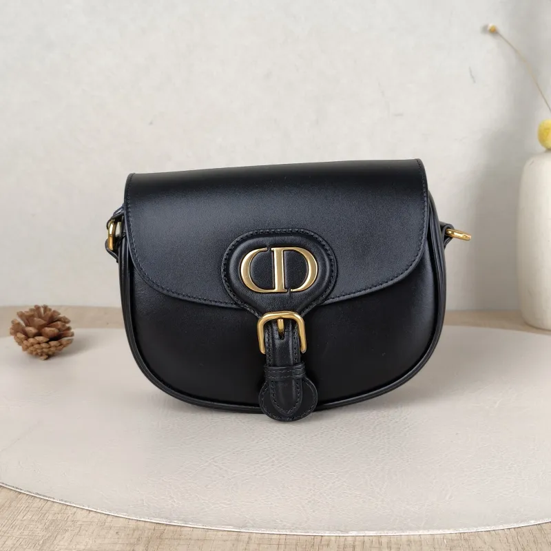 DIOR Crossbody Bag Bobby Black Calfskin Small18 × 5 × 14 cm