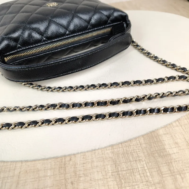 Chanel Crossbody Bag25c Vanity Case Bag Black Grained Calfskin One Size21.5 × 7.5 × 19 cm — detail view 4 of 12
