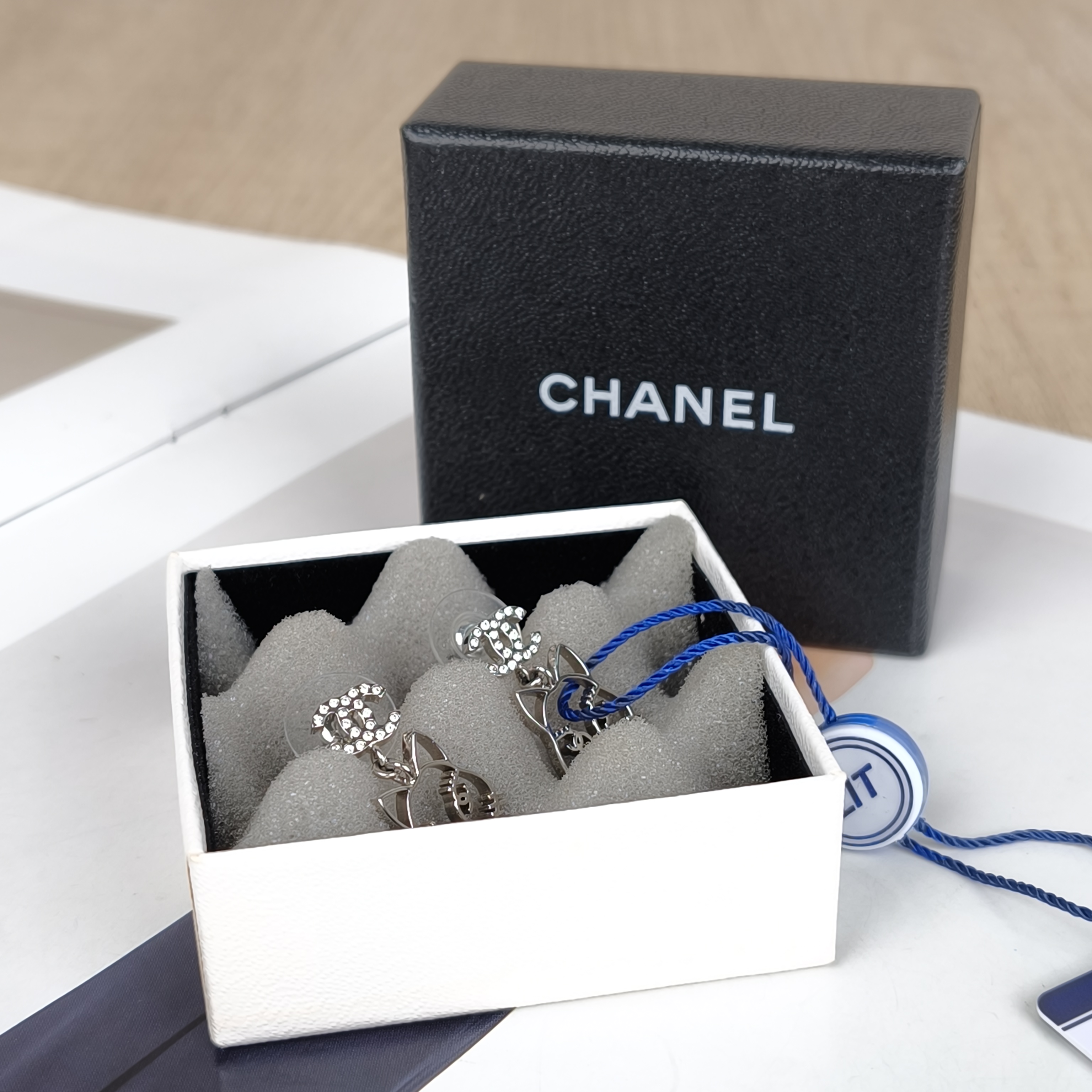 Chanel Earrings c Earrings Silver One Size — cover view 7 of 10