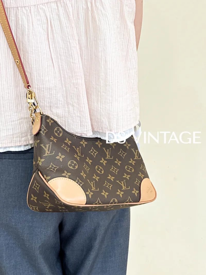 Louis Vuitton Crossbody Bag Boulogne PVC Small26 × 9.5 × 16 cm — on-model view 2 of 6