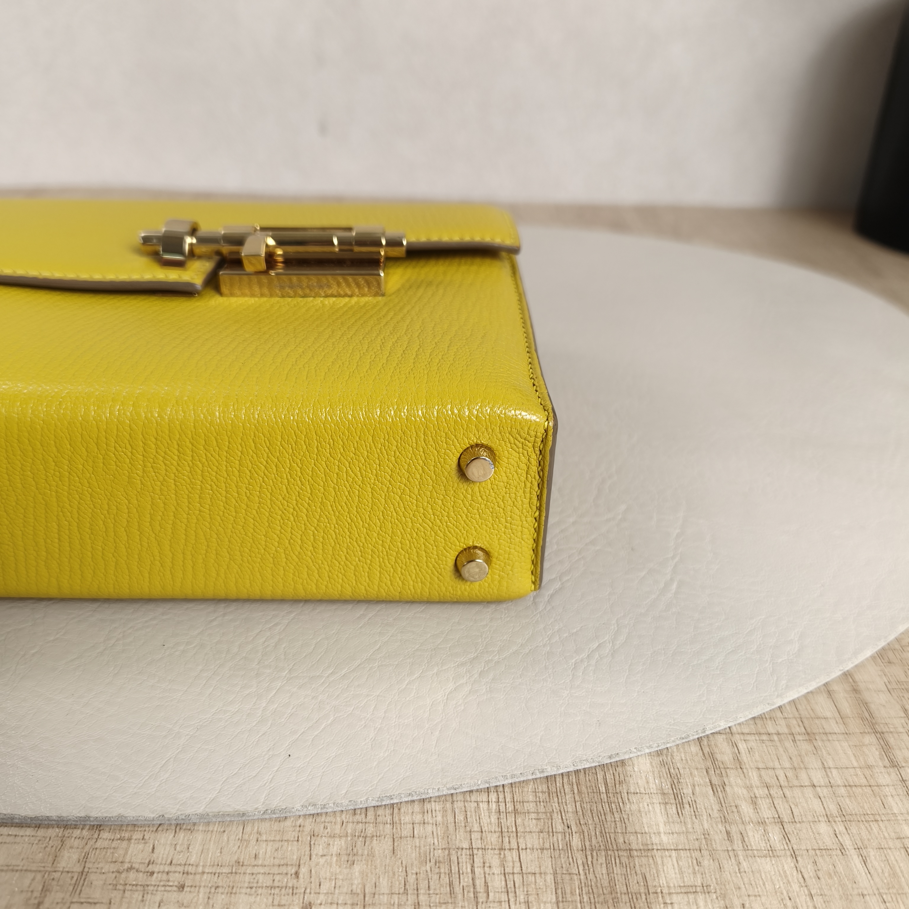 Hermès Crossbody Bag Verrou Chaine 2P Lambskinmini17 × 4.2 × 14 cm — cover view 7 of 10