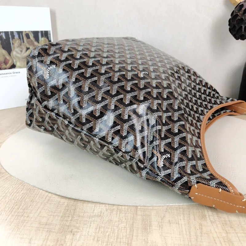 GOYARD Shoulder Bag Boheme Hobo​ Brown ine Canvas Small 43 × 14 × 27 cm — detail view 2 of 15