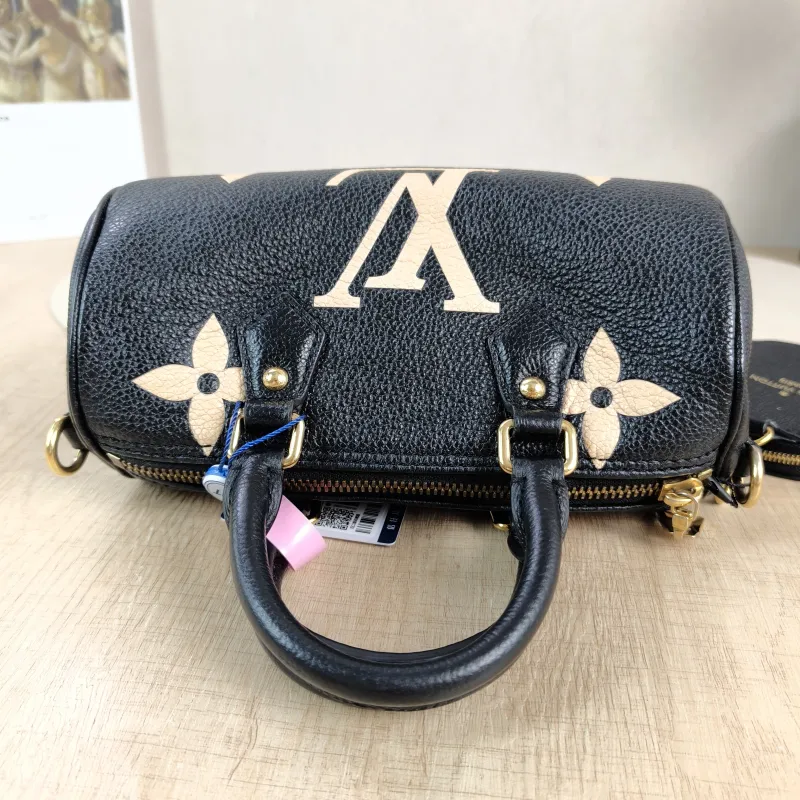 Louis Vuitton Crossbody Bag Papillon Black · White Monogram Empreinte Embossed Calfskin BB 20 × 10 × 10 cm — detail view 2 of 12