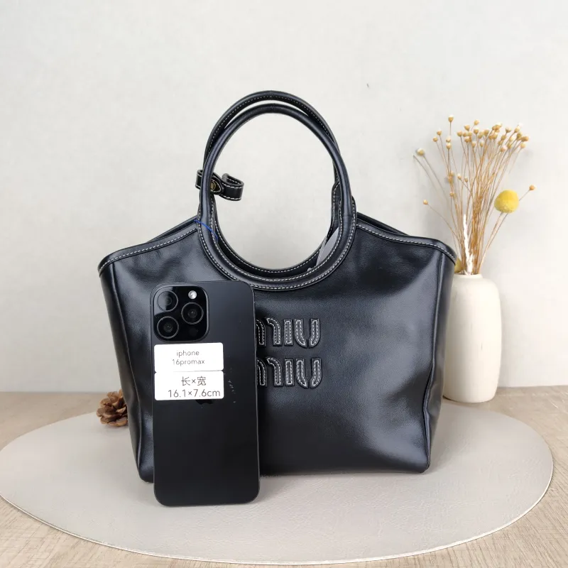 Miumiu Shoulder Bag IVY Tote Shopping Tote Black CC alfskin Small22 × 12 × 23.5 cm — cover view 5 of 5