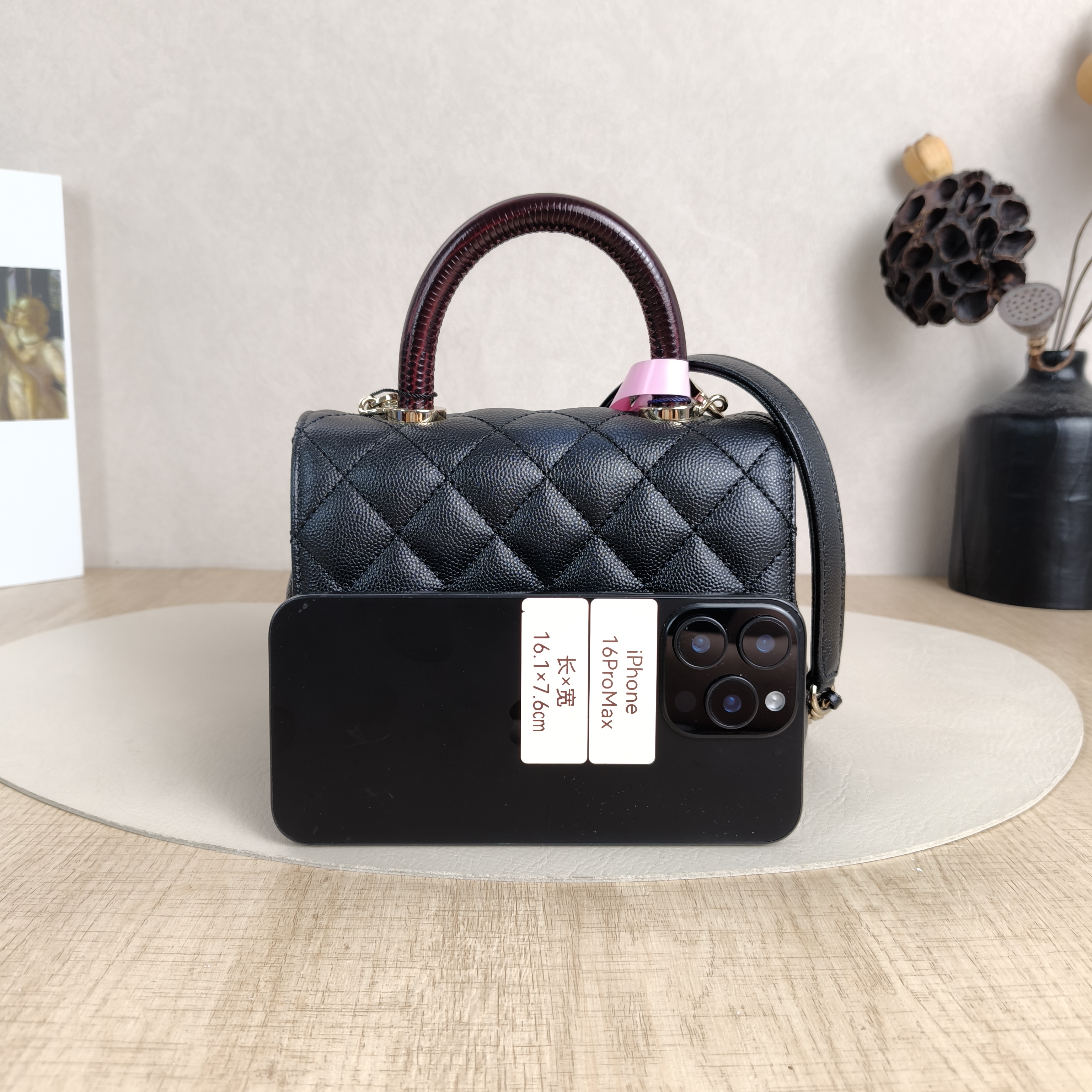 Chanel Top Handle Bag Coco HandleBlack Gold-Tone Hardware Red Grained Calfskinmini19 × 9 × 13 cm — cover view 4 of 5