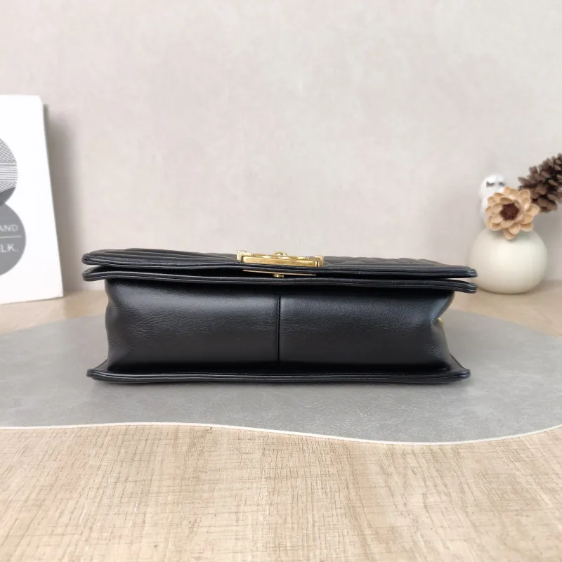 Chanel Crossbody Bag Le Boy Black Medium 25 × 9 × 15 cm — cover view 4 of 5