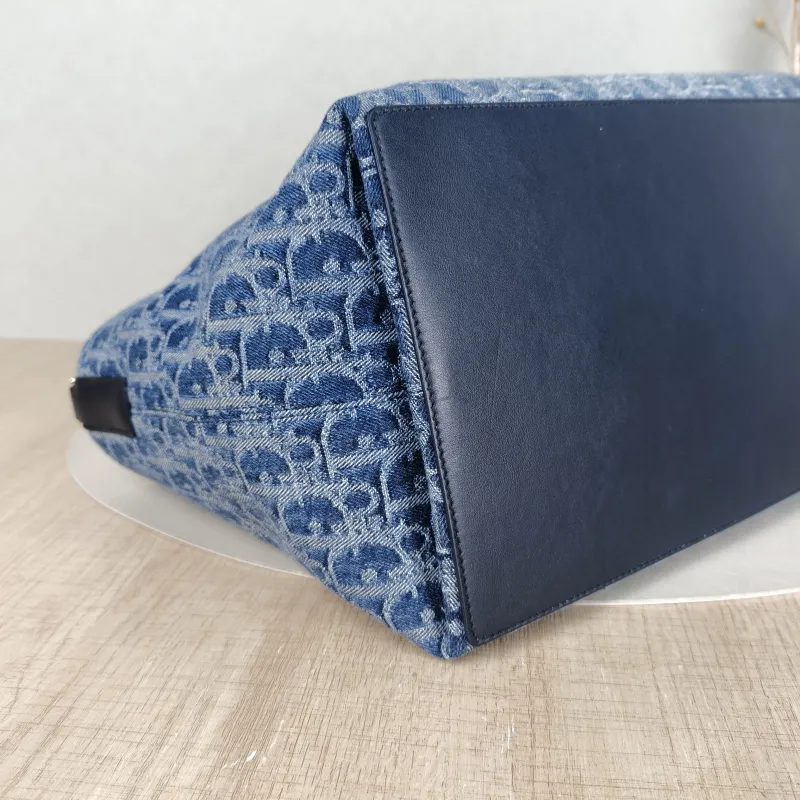DIOR Top Handle Bag TOUJOURS Blue Medium28.5 × 17 × 21.5 cm — detail view 7 of 12