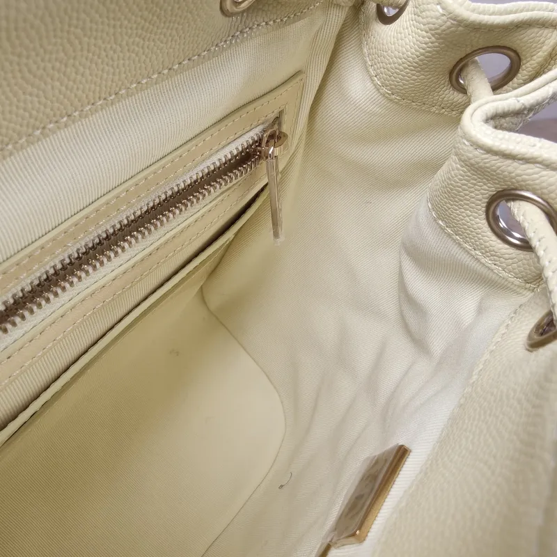 Chanel Backpack23s Backpack Yellow Grained Calfskin Small18 × 10 × 23 cm — detail view 7 of 17