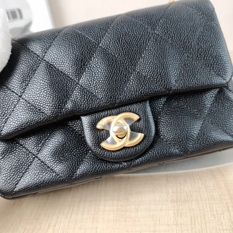 Chanel Crossbody Bag CF Mini Black with Gold-Tone Hardware Grained Calfskinmini18 × 5 × 12 cm — detail view 6 of 12