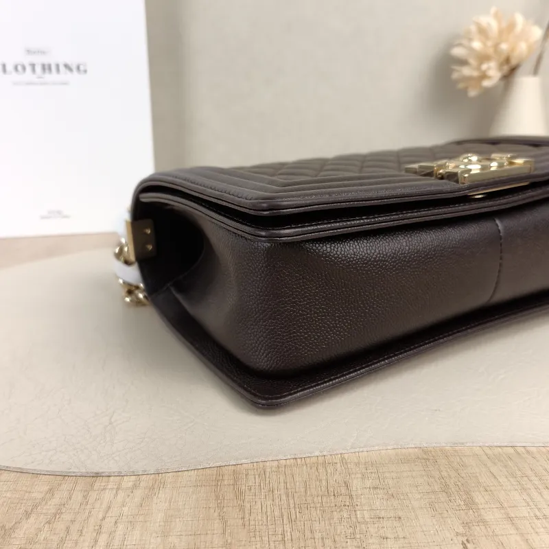 Chanel Crossbody Bag Le Boy​ Calfskin Medium25 × 9 × 15 cm — detail view 9 of 11