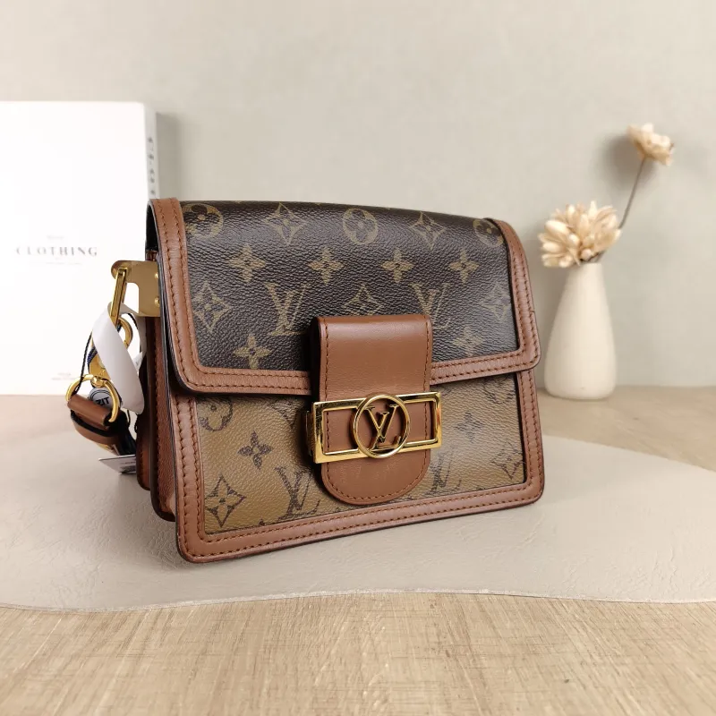 Louis Vuitton Crossbody Bag Dauphine Monogram PVC Mini 20 × 9 × 15 cm — cover view 4 of 5