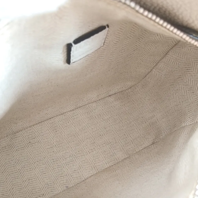 LOEWE Crossbody Bag Puzzle White Calfskin Mini 18 × 8 × 12.5 cm — detail view 10 of 13