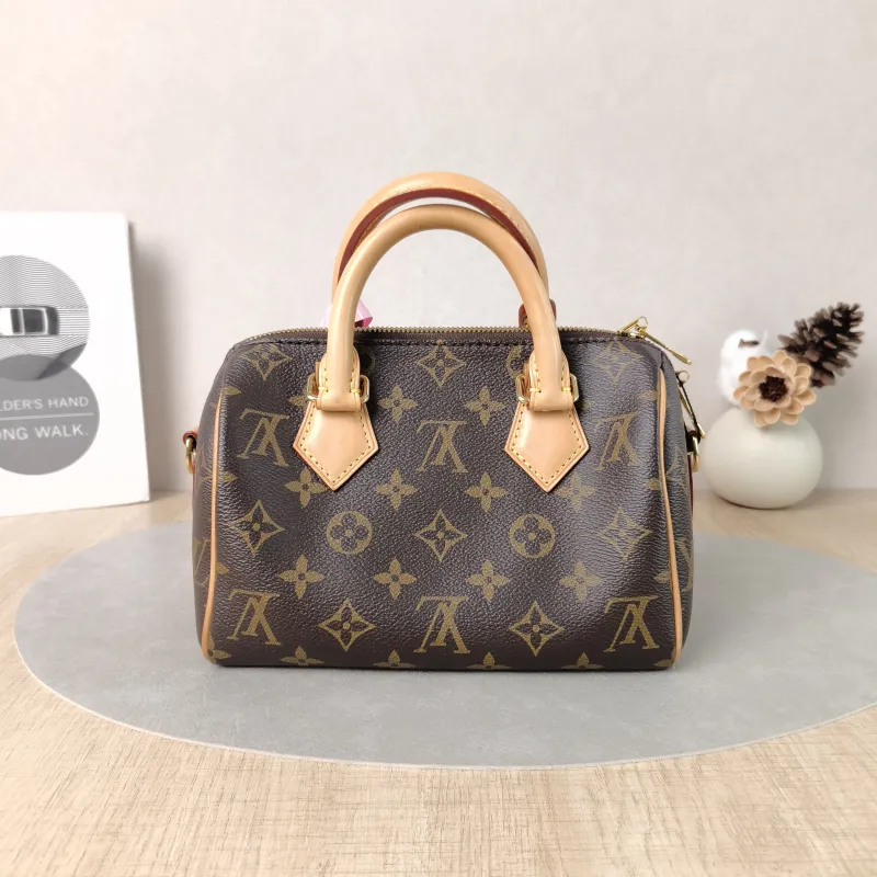 Louis Vuitton Crossbody Bag Speedy20 Shoulder Strap PVC Small20.5 × 12 × 13.5 cm — cover view 6 of 6