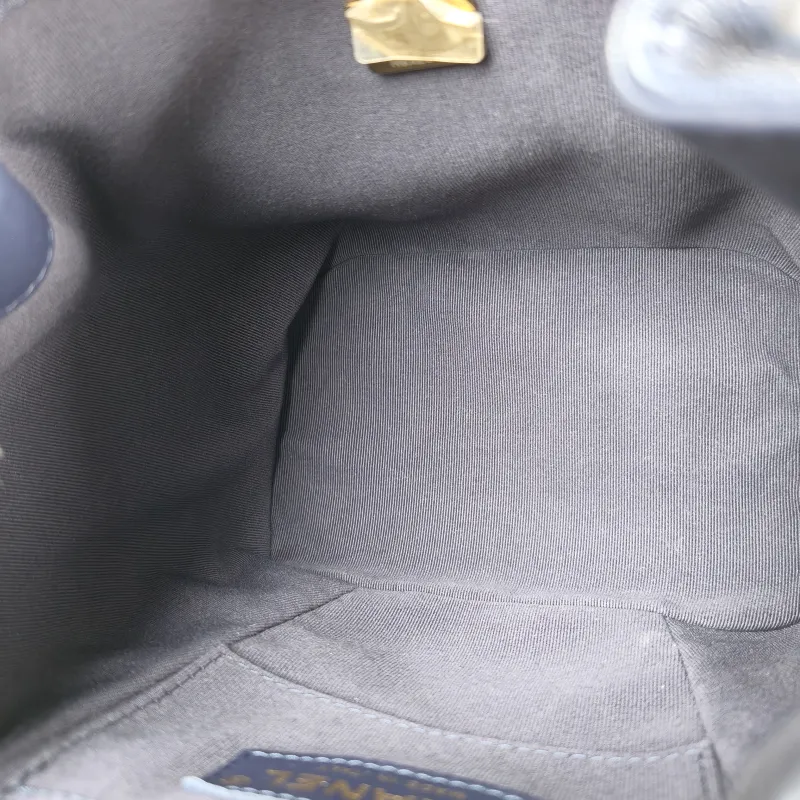 Chanel Backpack Duma Blue Lambskin Small18 × 12 × 18.5 cm — detail view 11 of 13