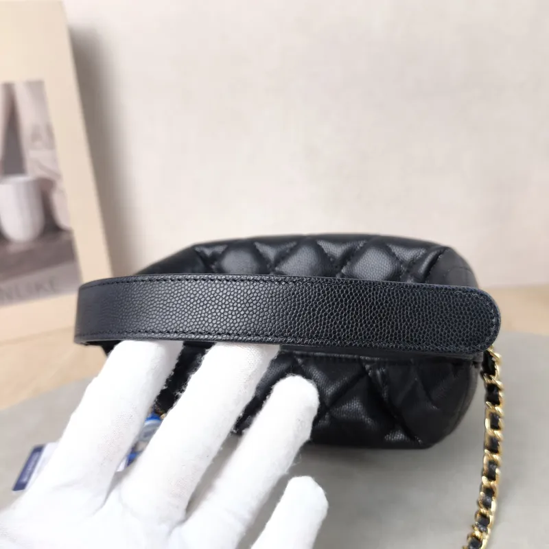 Chanel Crossbody Bag Crossbody Bag Black Calfskin One Size 21.5 × 7.5 × 19 cm — detail view 7 of 15