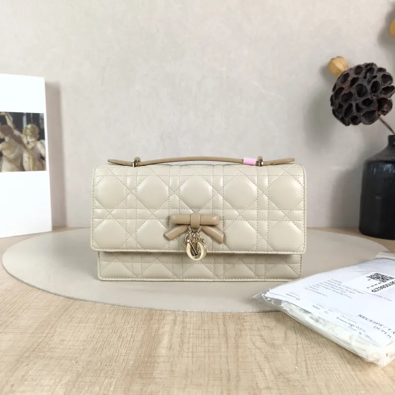 DIOR Shoulder Bag My Chain Bag Taupe Lambskin 21 × 3.5 × 11.5 cm — cover view 4 of 6