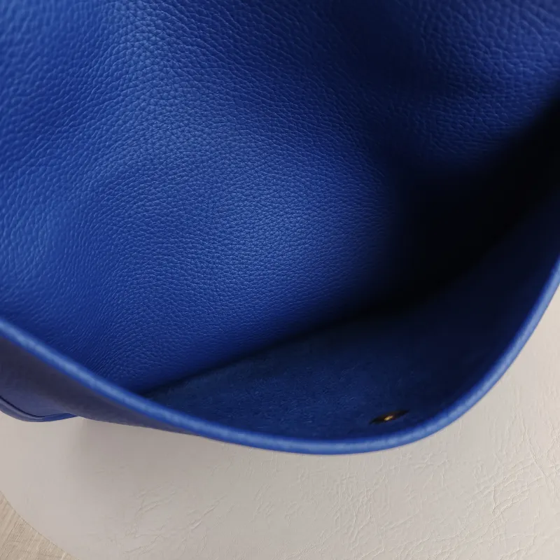 Hermès Crossbody Bag Evelyne 29 29 O8Bleu Royal TC Calfskin 29 29 × 7 × 30 cm U — detail view 4 of 8