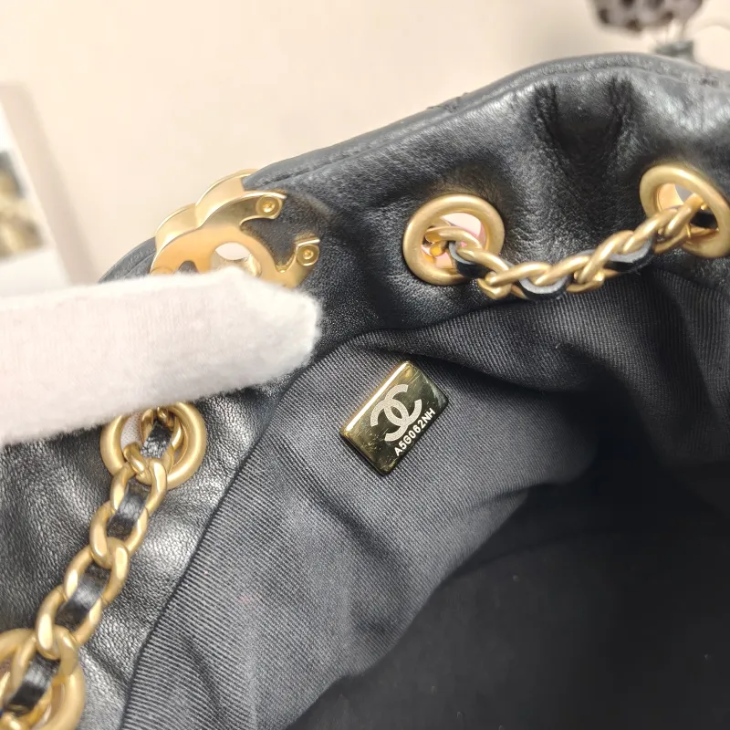 Chanel Backpack Backpack Black Calfskin Small16.5 × 12 × 16 cm — detail view 10 of 12