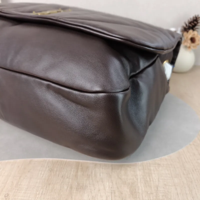 SAINT LAURENT Crossbody Bag Jamie 4.3 Chain Bag SL ambskin Large 43 × 9 × 29 cm — detail view 11 of 14