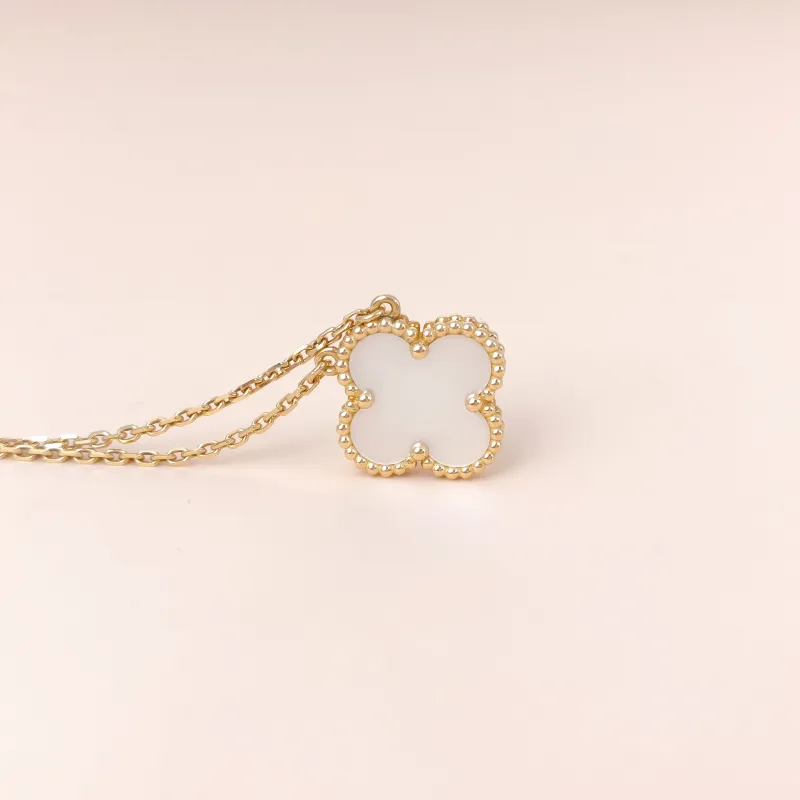 Van Cleef & Arpels Necklace Alhambra Alhambra Collection Necklace White Mother-of-Pearl Pearl · White Mother-of-Pearl 18KY ellow Gold Vintage Small… — cover view 5 of 8