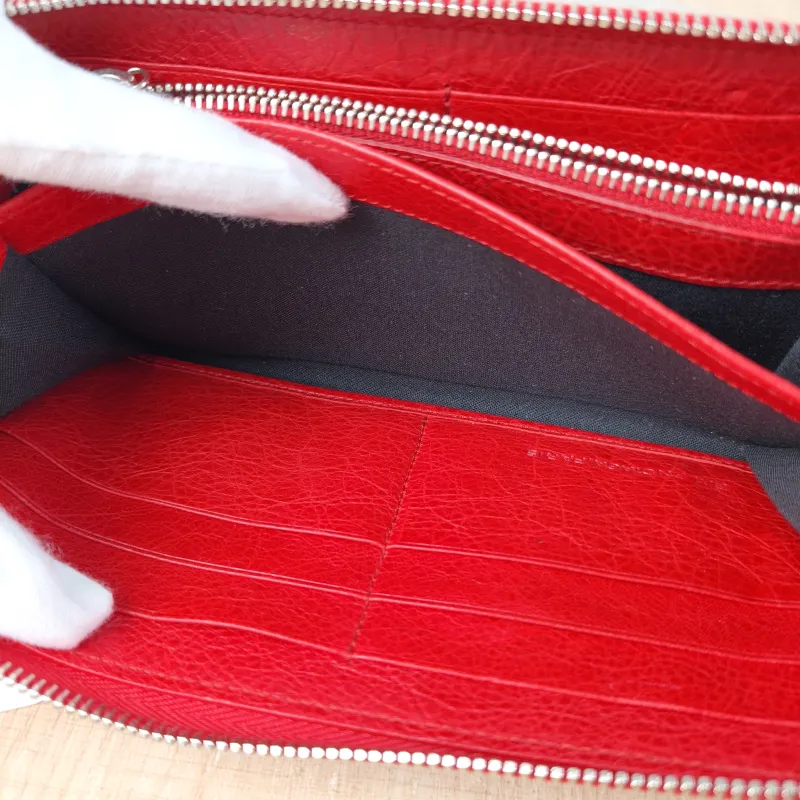 BALENCIAGA Clutch Clutch Red Lambskin One Size19 × 2 × 10 cm — detail view 4 of 11