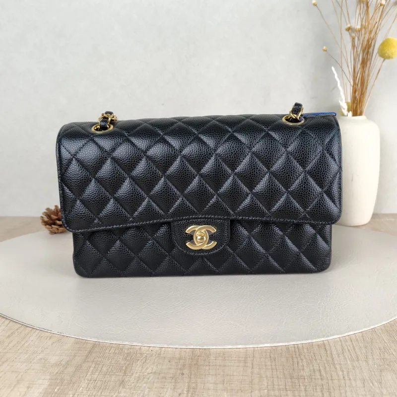 Chanel Crossbody Bag Classic Flap CF Black Grained Calfskin Medium 25.5 × 6.5 × 15.5 cm