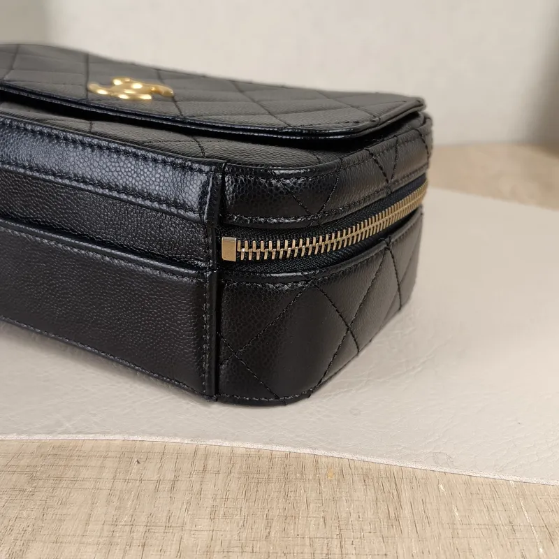 Chanel Crossbody Bag Camera Bag Black Grained Calfskin One Size20 × 7.5 × 12.5 cm — detail view 1 of 15