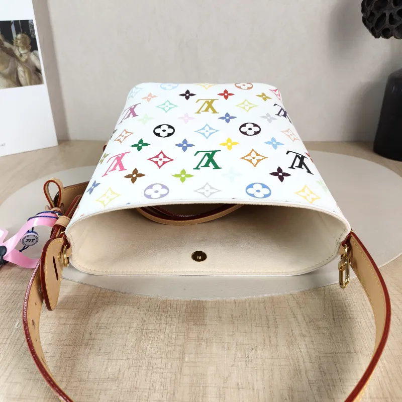 Louis Vuitton Top Handle Bag ALL IN BB Multicolore PVC BB 16 × 12 × 18 cm — detail view 6 of 11
