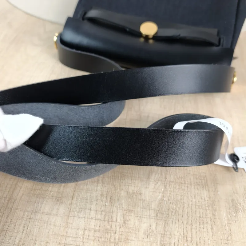 Hermès Crossbody Bag Herbag Zip 2089Black Calfskin，Canvasmini20.5 × 7 × 16.5 cm — detail view 11 of 13