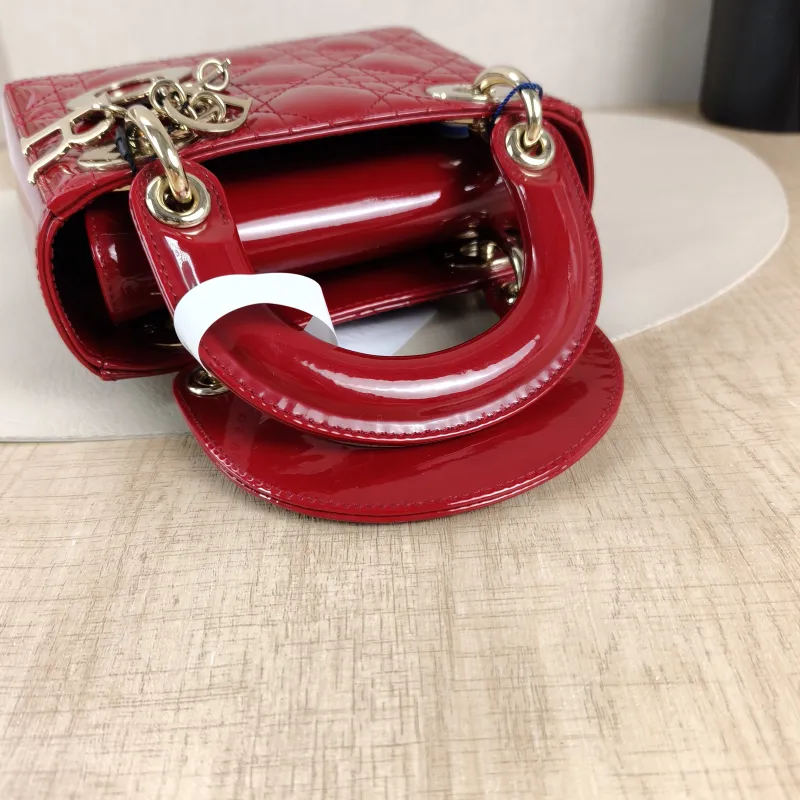 DIOR Crossbody Bag Lady Lady Dior Bag Red Patent Leathermini17 × 7 × 15 cm — detail view 11 of 13