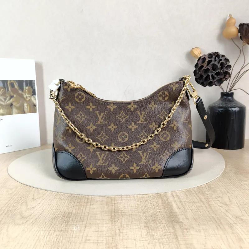 Louis Vuitton Crossbody Bag Boulogne PVC Small26 × 9.5 × 16 cm