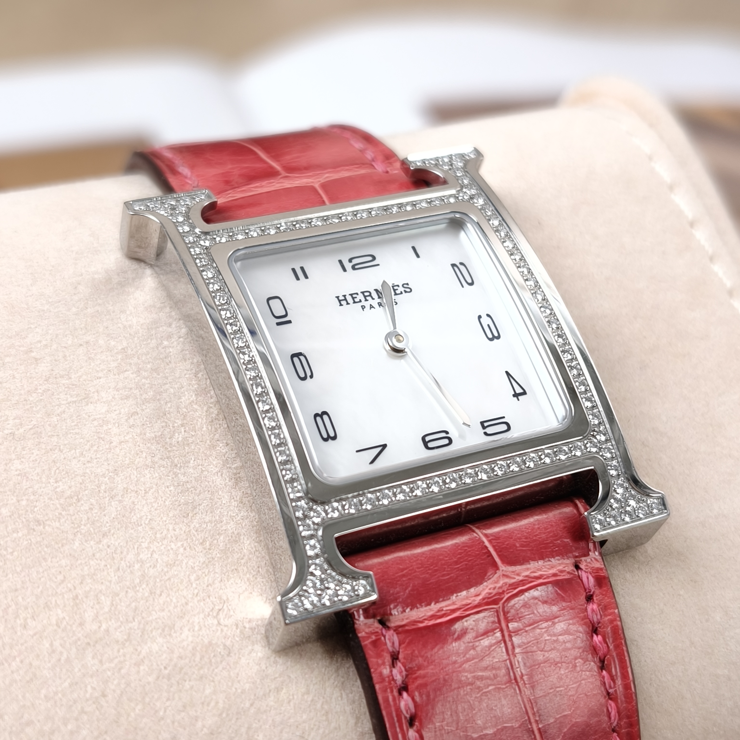 Hermès Watchh Collection Watch Grey One Size26mm One Size — cover view 8 of 8