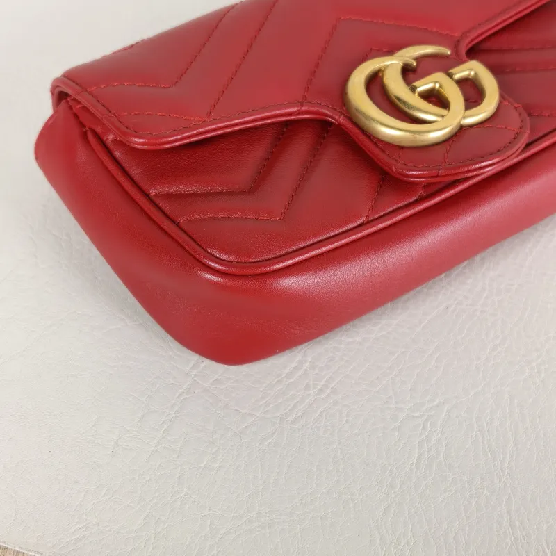 GUCCI Crossbody Bag GG Marmont Mini Marmont Mini Red Calfskin Mini 16.5 × 4.5 × 9.5 cm — detail view 2 of 8