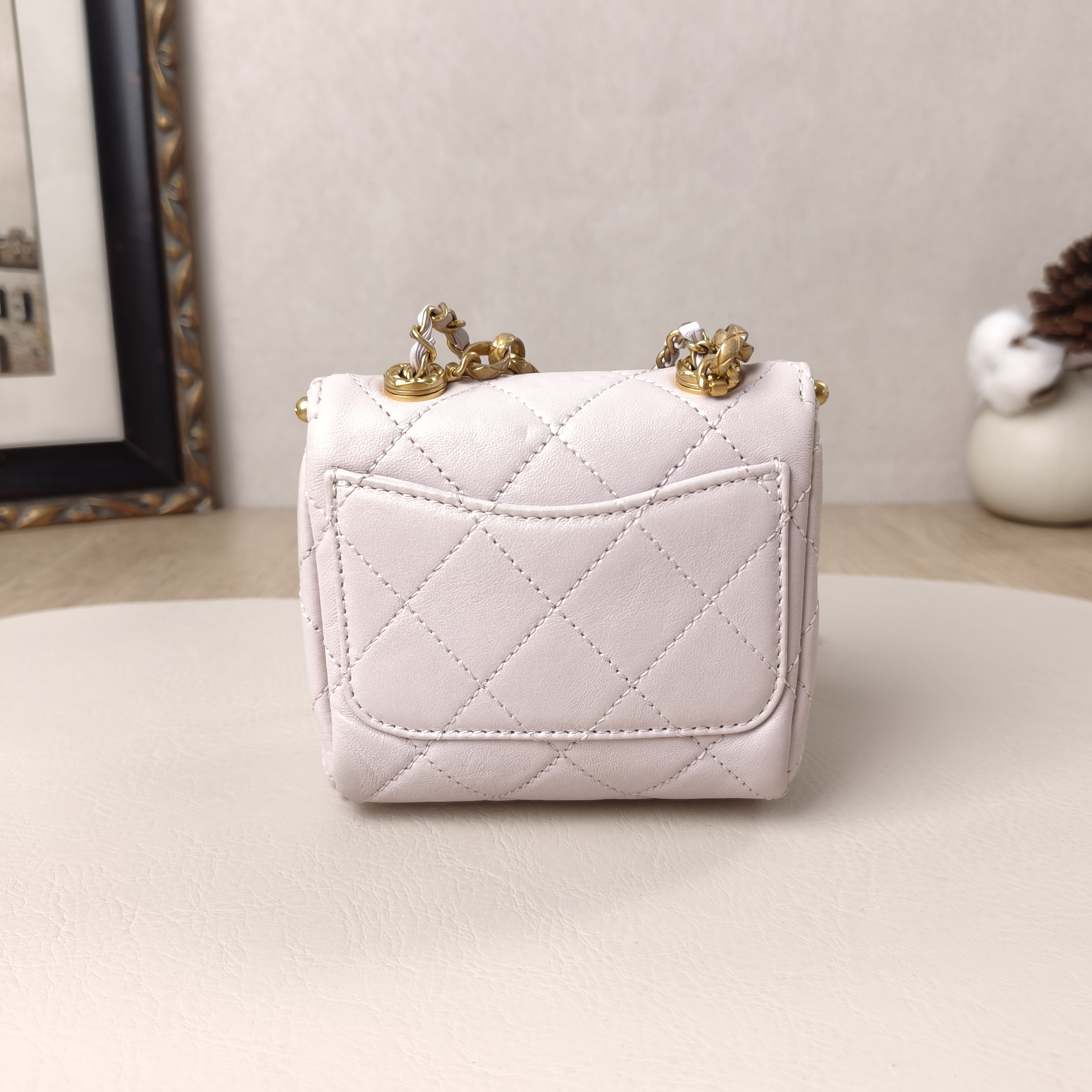 Chanel Crossbody Bag Crossbody Bag Pink Calfskin One Size11 × 6 × 10 cm — cover view 2 of 10