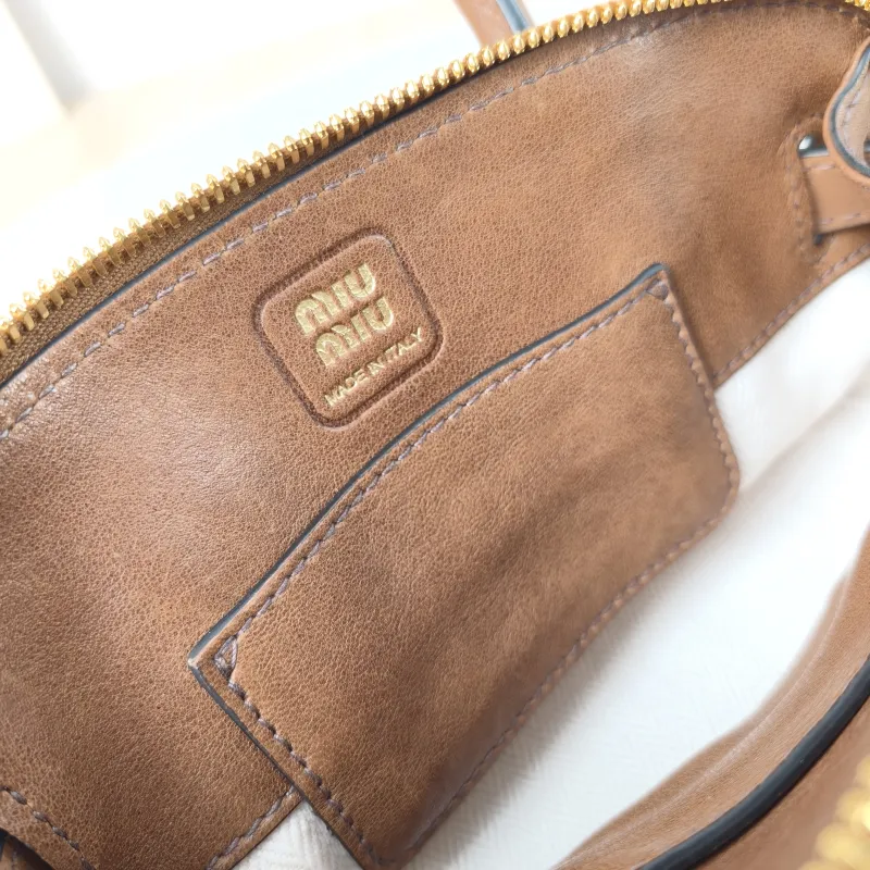 Miumiu Top Handle Bag Aventure Top Handle Bag SL ambskin Mini 21 × 8 × 13.2 cm — detail view 3 of 12