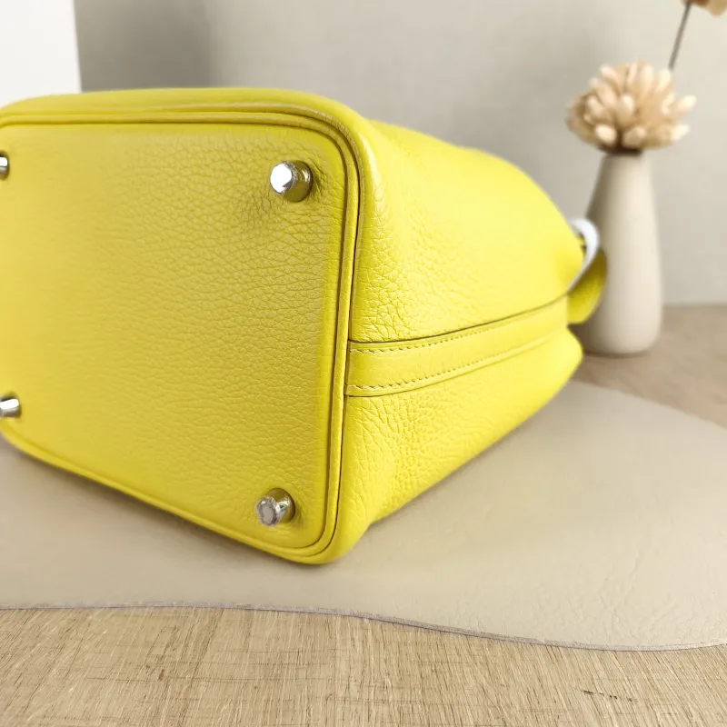 Hermès Top Handle Bag Picotin Lock 18 18 9R TC Calfskin Small 18 × 13 × 18 cm Y — detail view 7 of 11
