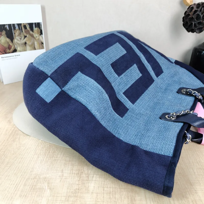Chanel Shoulder Bag Blue Woven 37 × 14 × 35 cm 25 — detail view 6 of 12