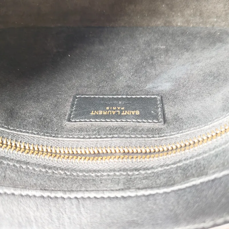SAINT LAURENT Shoulder Bag LE 5 À 7 Black Calfskin Small 23 × 6.5 × 16 cm — detail view 6 of 11