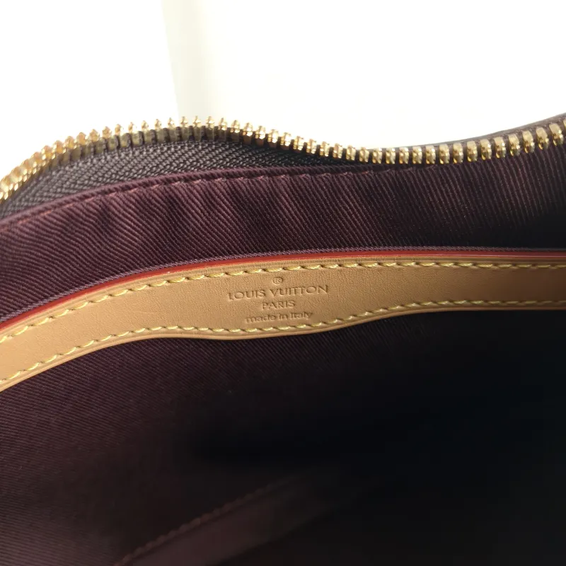 Louis Vuitton Crossbody Bag Boulogne PVC Small 26 × 9.5 × 16 cm — detail view 7 of 9
