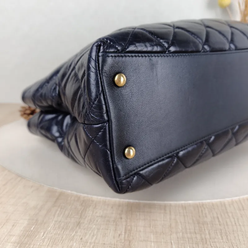 Chanel Top Handle Bag Top Handle Bag Navy Waxed Leather 32 × 12 × 23 cm 23 — detail view 6 of 13