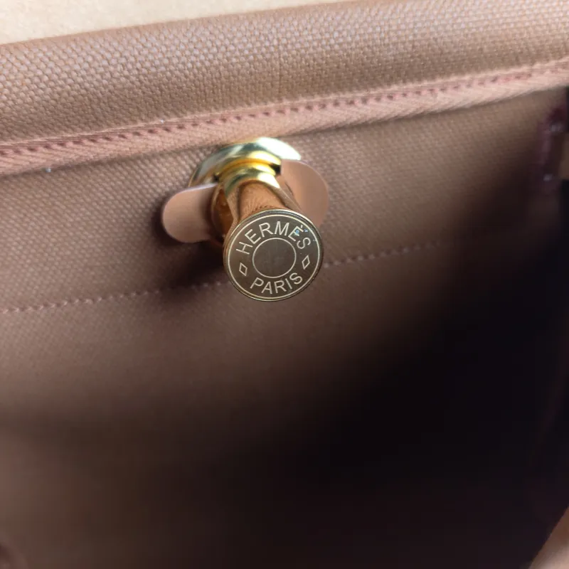 Hermès Crossbody Bag Herbag Zip 20 37 Brown Calfskin，Canvas Mini 20.5 × 7 × 16.5 cm G — detail view 7 of 11