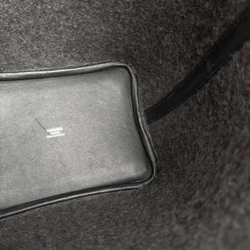 Hermès Top Handle Bag Picotin Lock 18 18 89Black Small 18 × 13 × 18 cm U — detail view 1 of 10
