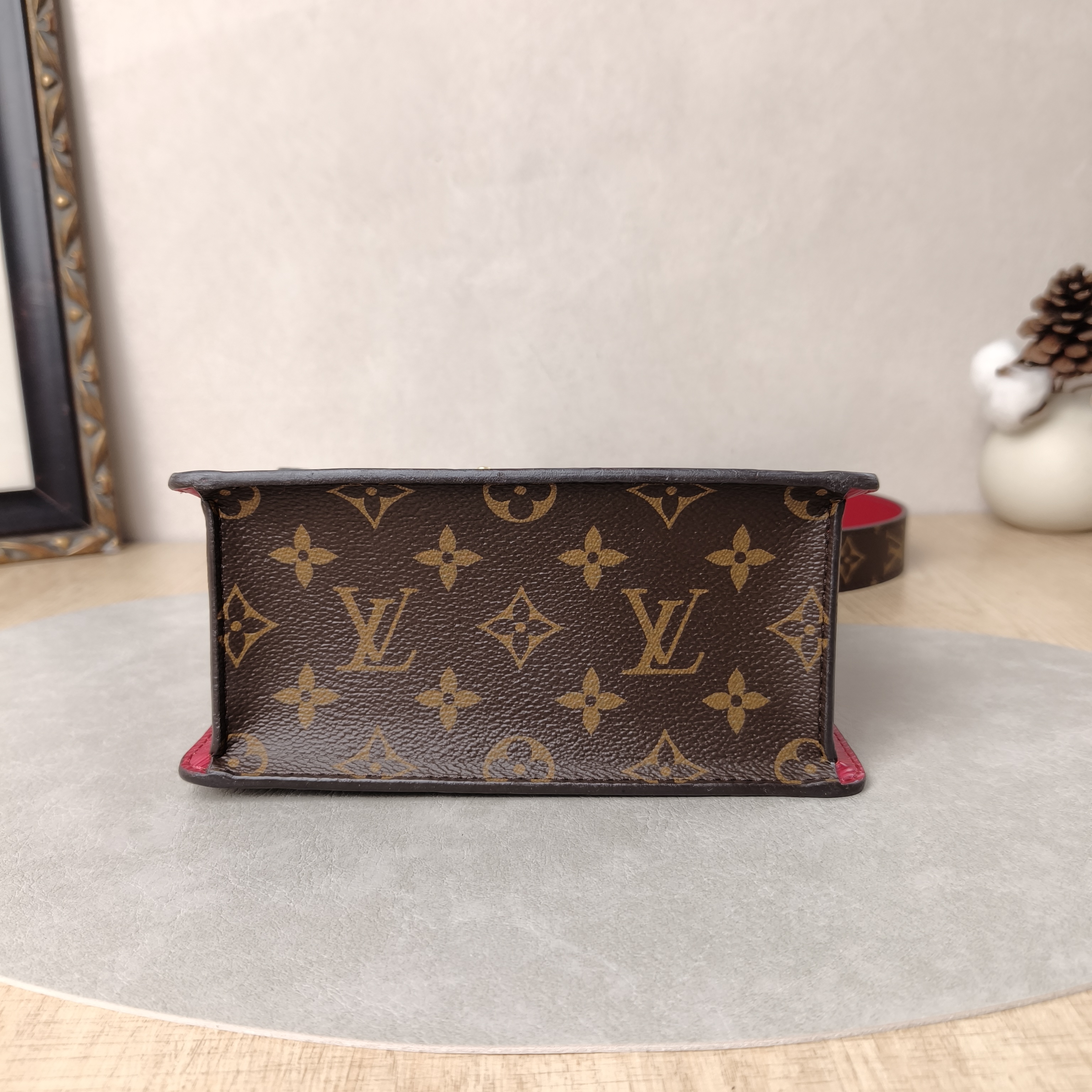 Louis Vuitton Shoulder Bag Spring Street — cover view 4 of 5