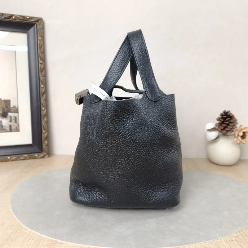 Hermès Top Handle Bag Picotin Lock 18 18Black Silver-Tone Hardware Clemence Taurillon TC Calfskin Small18 × 13 × 19 cm — detail view 5 of 15